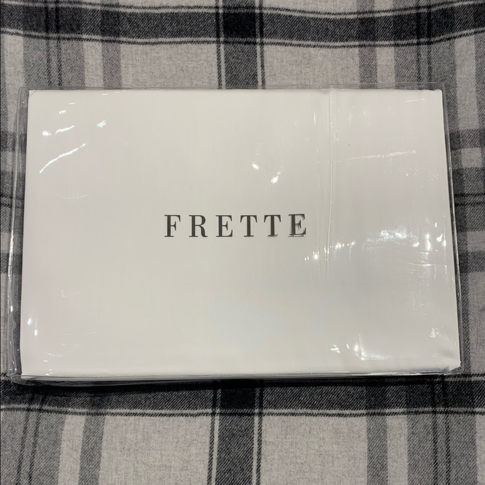 FRETTE MONZA SATEEN QUEEN DUVET COVER WHITE NEW WITH TAGS